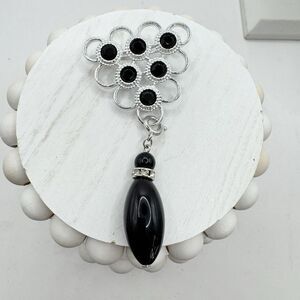 Vtg Sarah Coventry Black Charmer Brooch Dangle Silvertone Detachable Charm